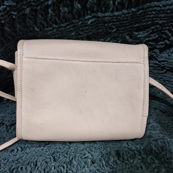 Vintage Coach Chrystie Crossbody In Bone Style #214- Project Bag - Picture 2 of 8
